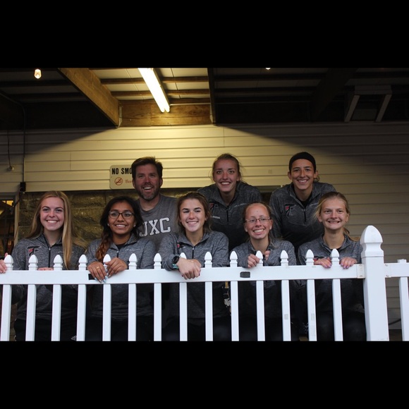 Meet your Posher, Addison - Picture 6 of 6